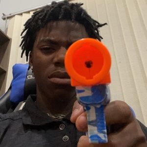 Meet your Posher, Eden